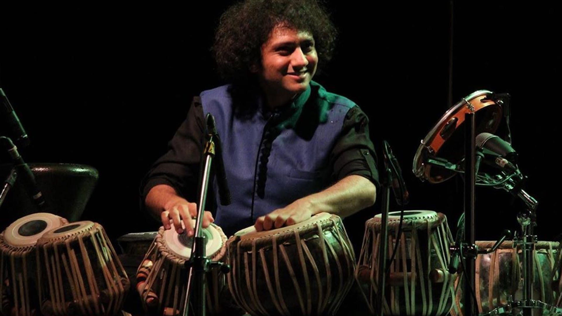 Musical instrument,Drum,Tabla,Percussion,Percussionist,Musician,Hand drum,Membranophone,Music,Djembe