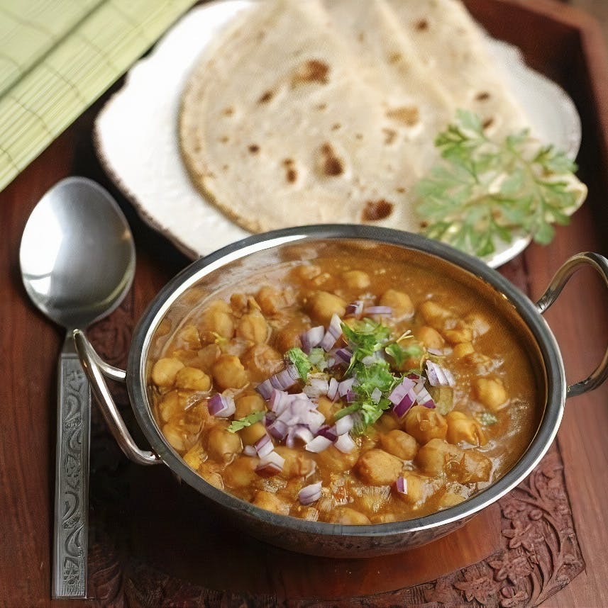 Dish,Food,Cuisine,Ghugni,Ingredient,Chana masala,Produce,Indian cuisine,Dal,Recipe