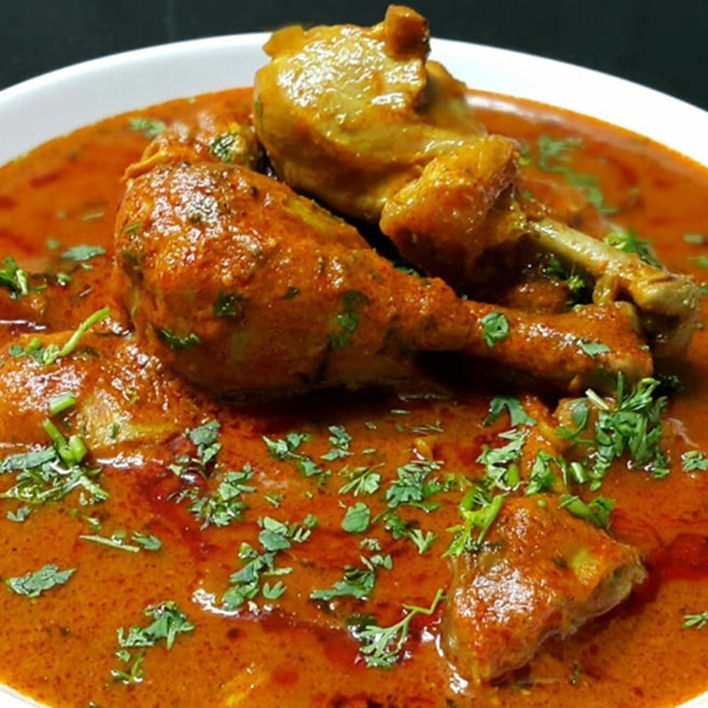 Dish,Cuisine,Food,Meat,Ingredient,Chasseur,Gravy,Curry,Butter chicken,Dopiaza