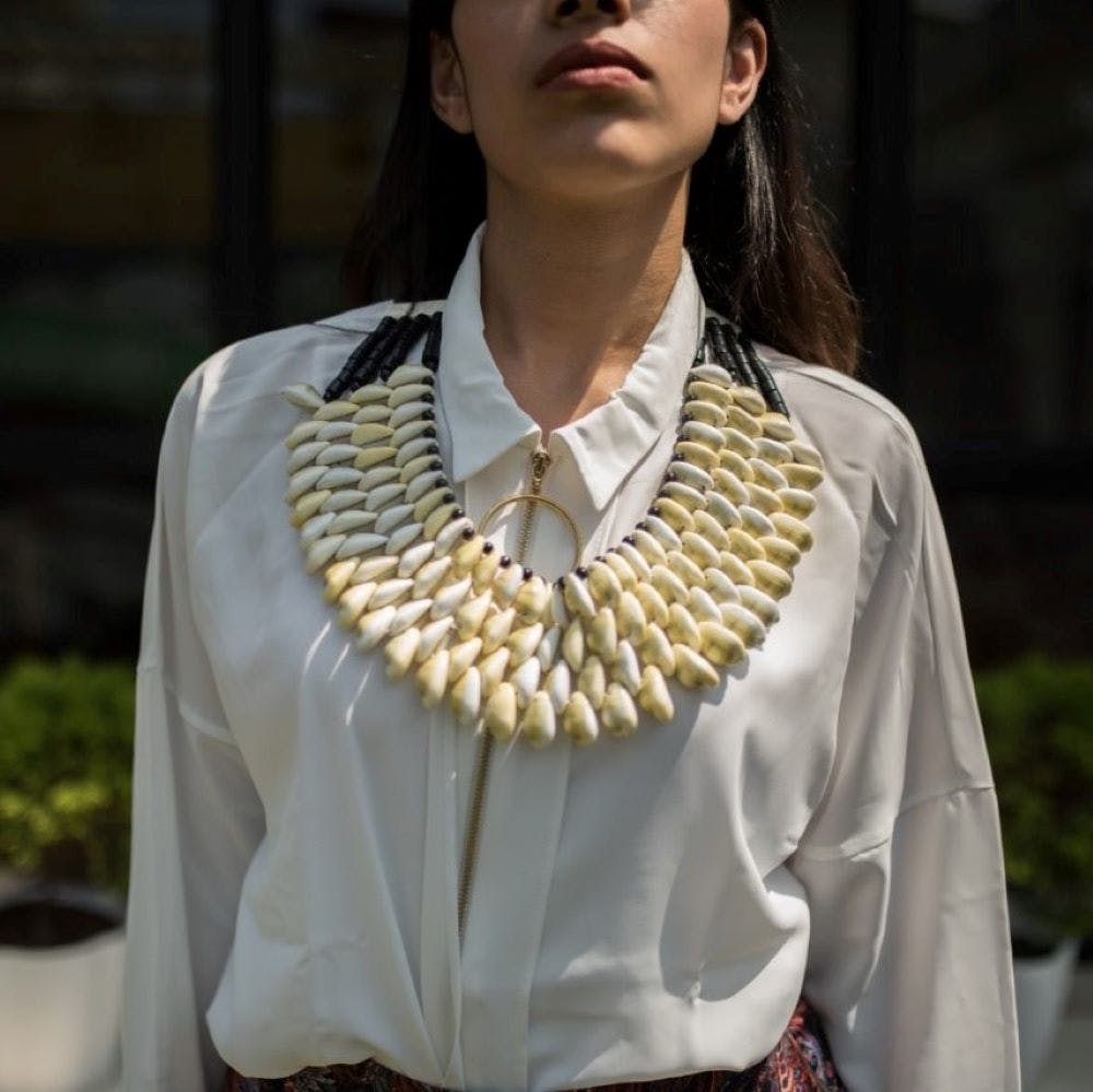 White,Clothing,Fashion,Neck,Collar,Yellow,Fashion accessory,Necklace,Beige,Blouse