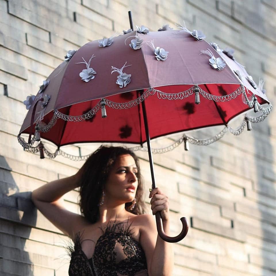 Umbrella,Red,Fashion accessory,Rain
