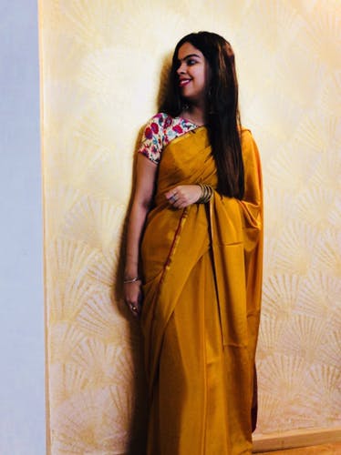 Clothing,Yellow,Formal wear,Fashion,Sari,Dress,Textile,Fashion design,Long hair,Silk