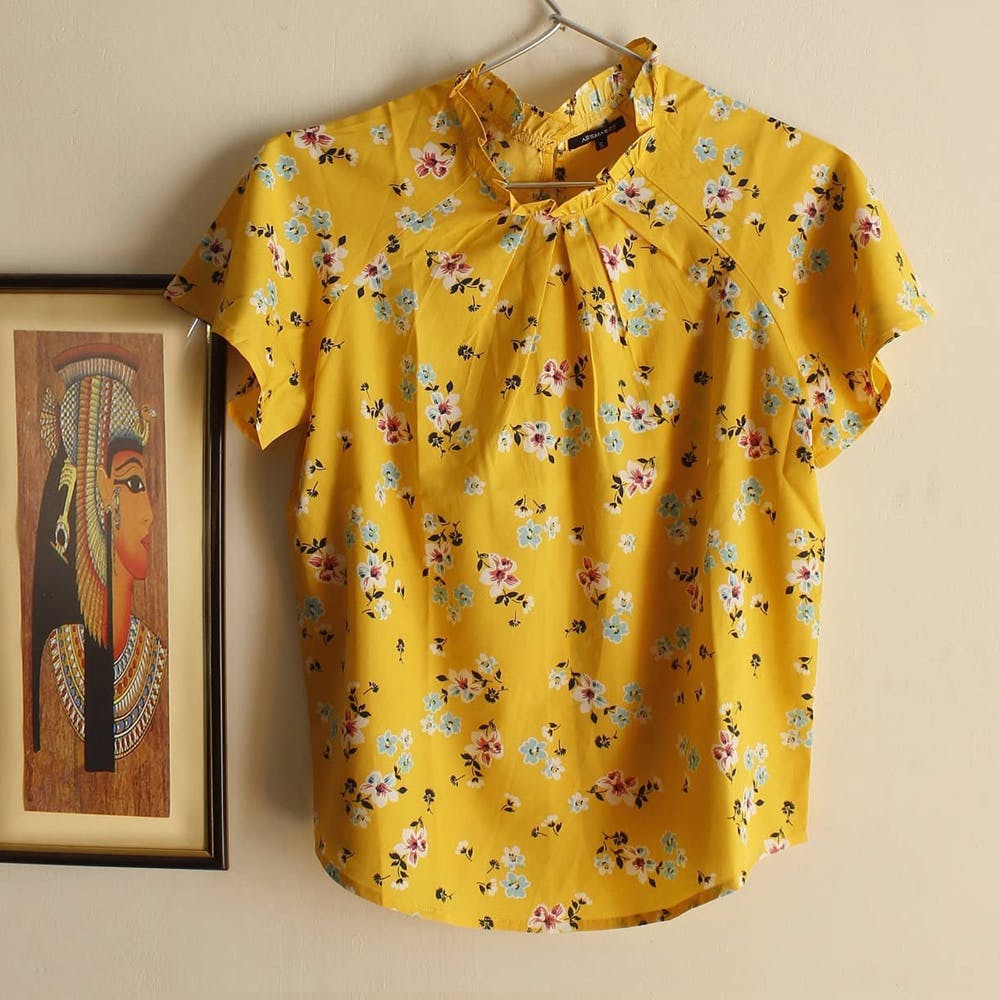 Clothing,Yellow,Sleeve,Shirt,Blouse,Top,Dress,Day dress,T-shirt,Collar