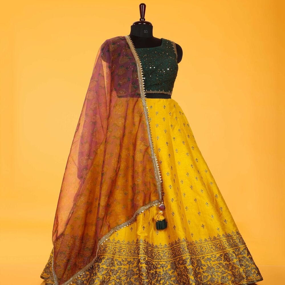 Clothing,Yellow,Orange,Dress,Formal wear,Fashion design,Costume design,Textile,Sari,Silk