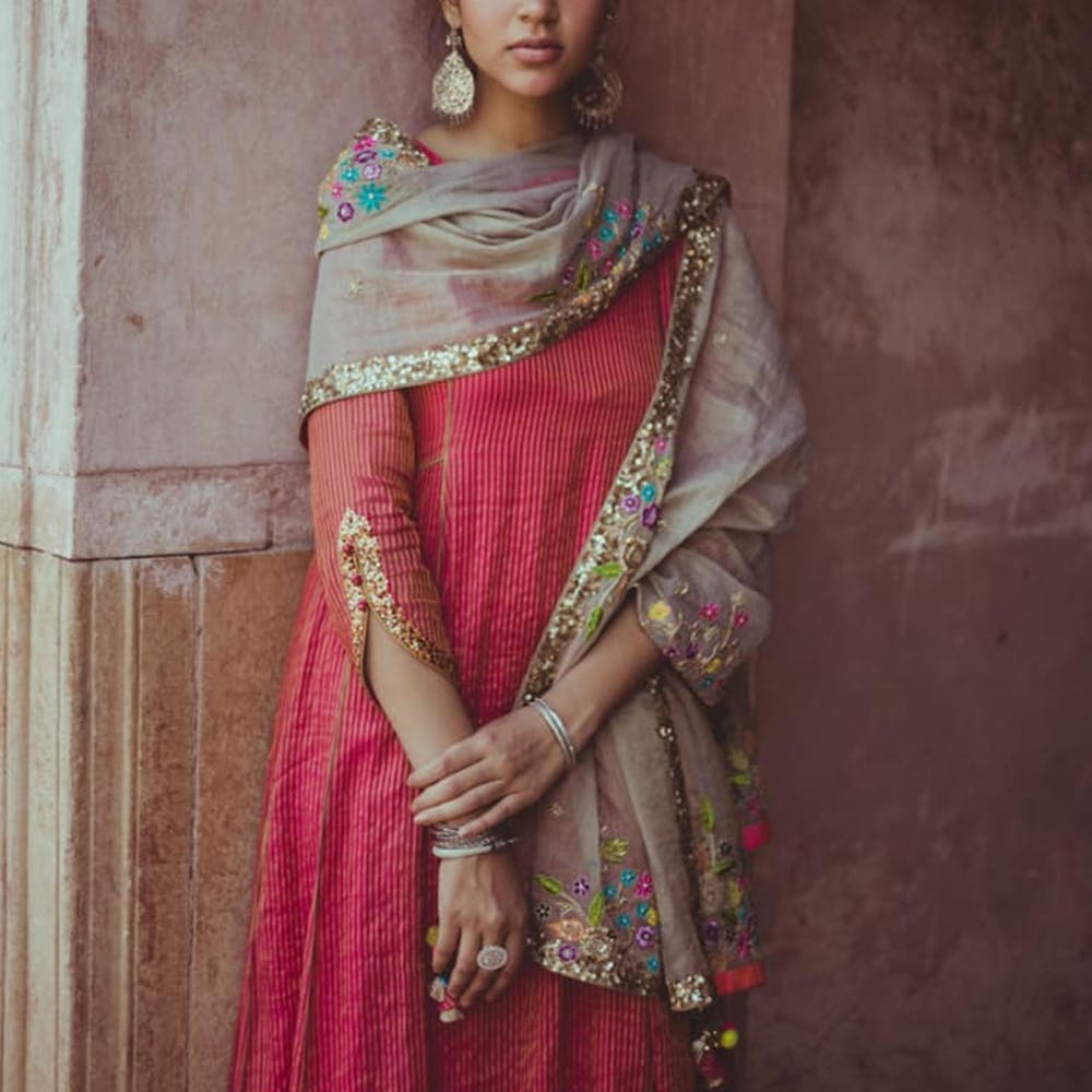Clothing,Sari,Pink,Maroon,Magenta,Beige,Textile,Silk,Formal wear,Peach
