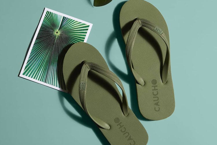 caucho slippers price