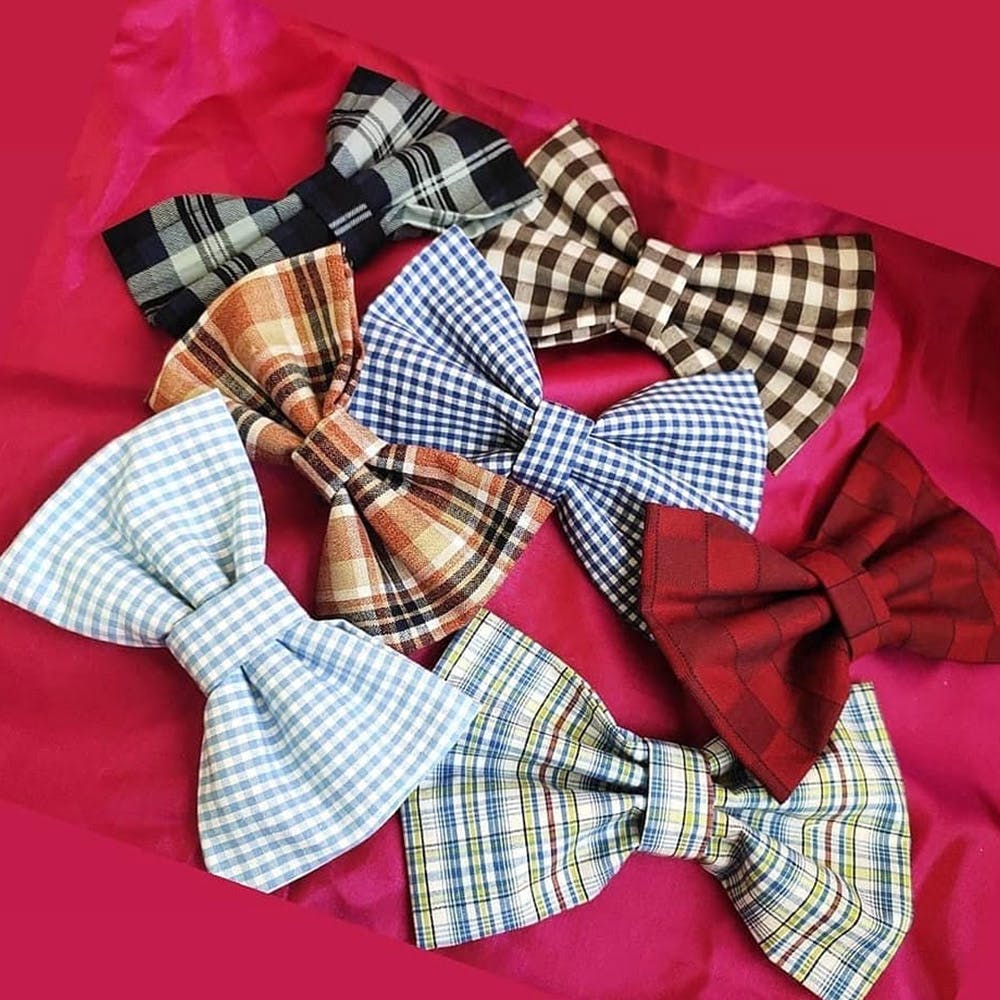 Plaid,Tartan,Bow tie,Pattern,Textile,Tie,Design,Fashion accessory