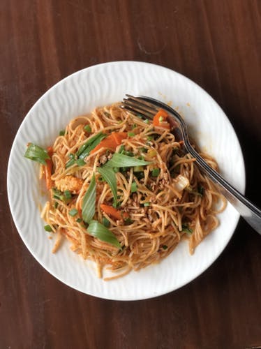 Dish,Food,Cuisine,Noodle,Fried noodles,Pad thai,Chow mein,Lo mein,Ingredient,Pancit