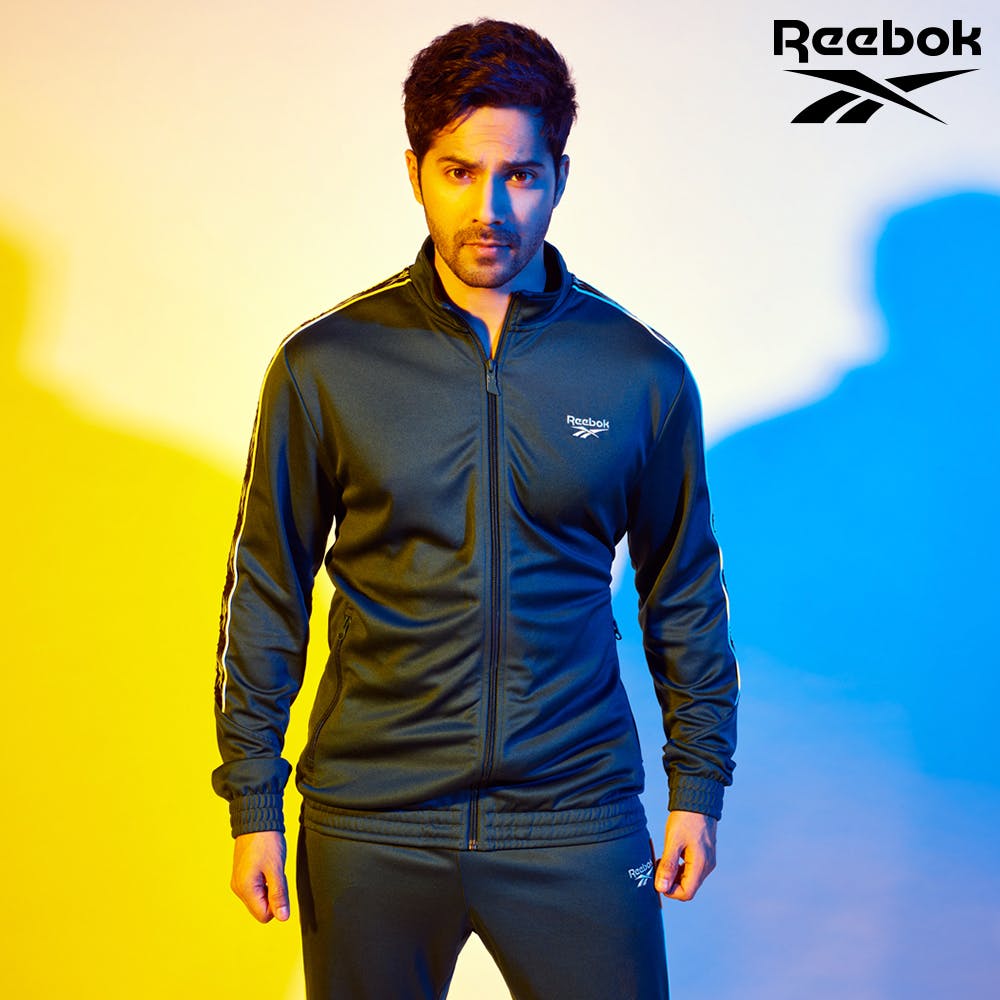 Expresamente consumo Puñalada Avail 50% off at Reebok Stores in Chennai at 23rd | LBB