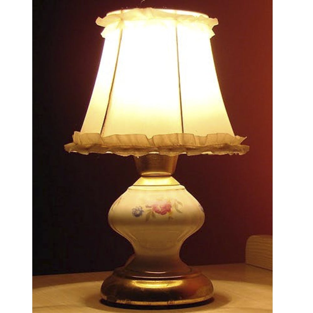 Lamp,Lampshade,Lighting,Light fixture,Lighting accessory,Light,Nightlight,Yellow,Table,Glass