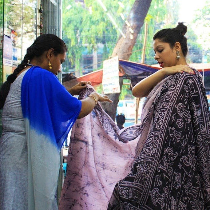 Sari,Adaptation,Textile,Temple,Visual arts