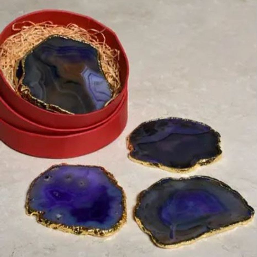 Cobalt blue,Electric blue,Purple,Fashion accessory,Abalone,Jewellery,Mineral,Gemstone,Rock,Sapphire