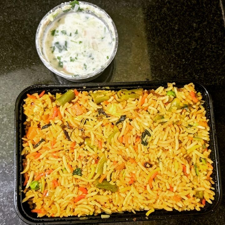 Dish,Cuisine,Food,Spiced rice,Ingredient,Jasmine rice,Basmati,Biryani,Rice,Staple food