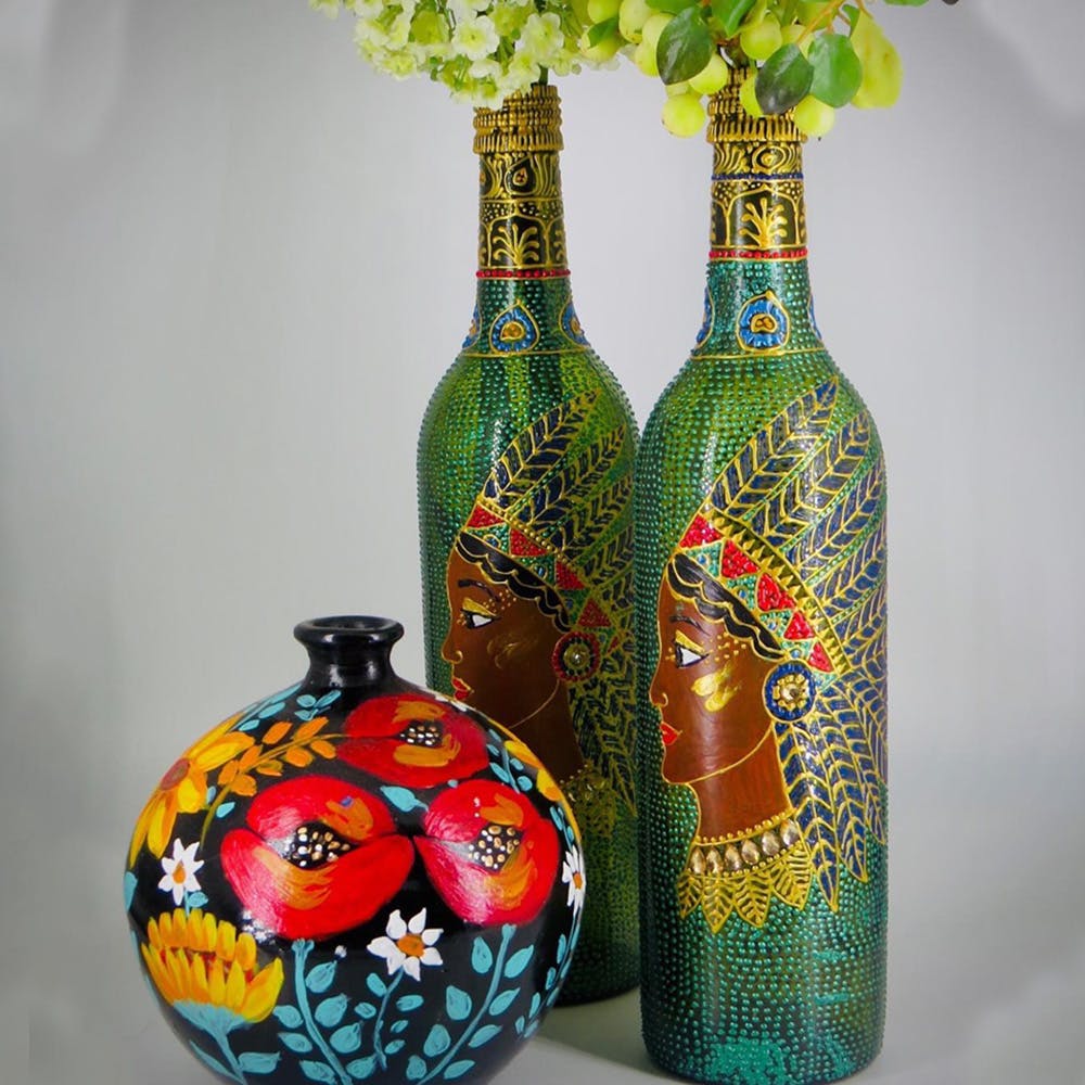 Vase,Ceramic,Orange,Pottery,Bottle,Artifact,Glass,Porcelain,Glass bottle,Still life