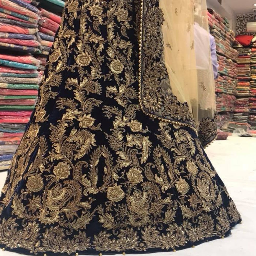 Shop Heavy Kasab Thread Embroidery Work Bridal Chaniya Choli Online