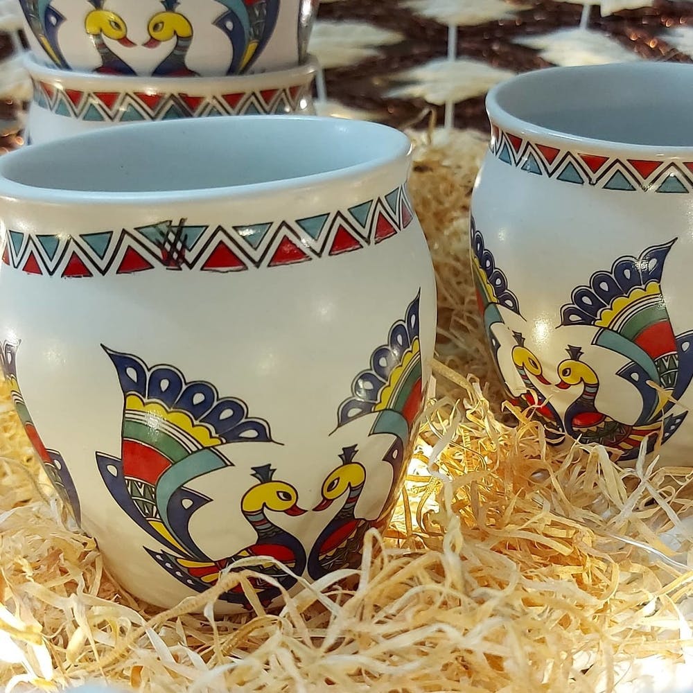 Cup,Ceramic,Porcelain,Drinkware,Tableware,Cup,Serveware,Mug