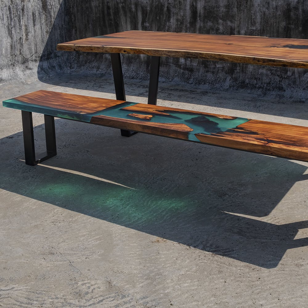 Furniture,Table,Outdoor bench,Outdoor furniture,Bench,Outdoor table,Hardwood,Wood,Wood stain,Coffee table
