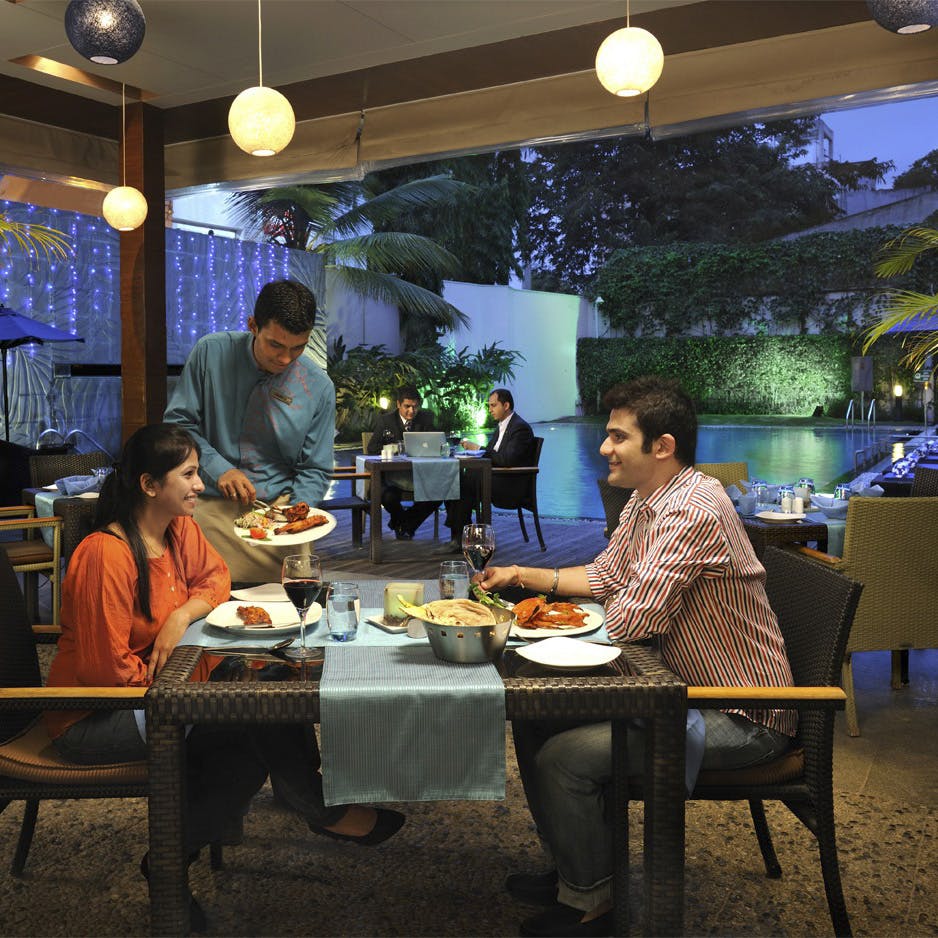 New Year Candle Light Dinner In Bangalore agc