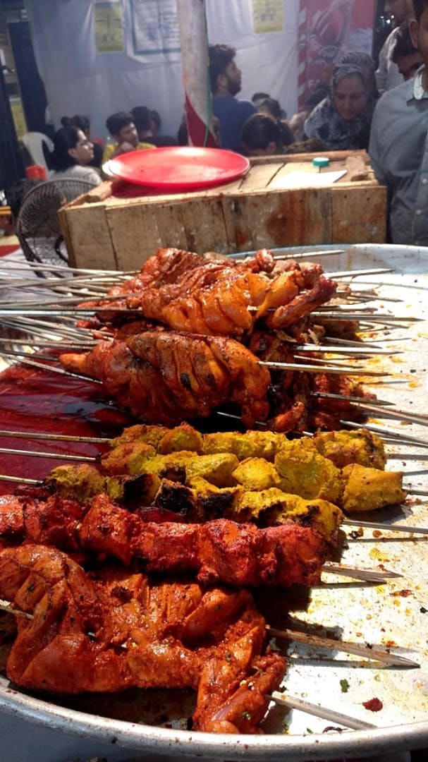Dish,Cuisine,Food,Suya,Meat,Satay,Yakitori,Roasting,Shashlik,Street food