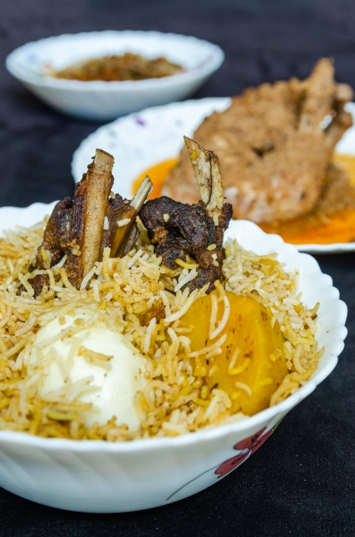 Dish,Food,Cuisine,Ingredient,Biryani,Steamed rice,Produce,Recipe,Hyderabadi biriyani,Kabsa