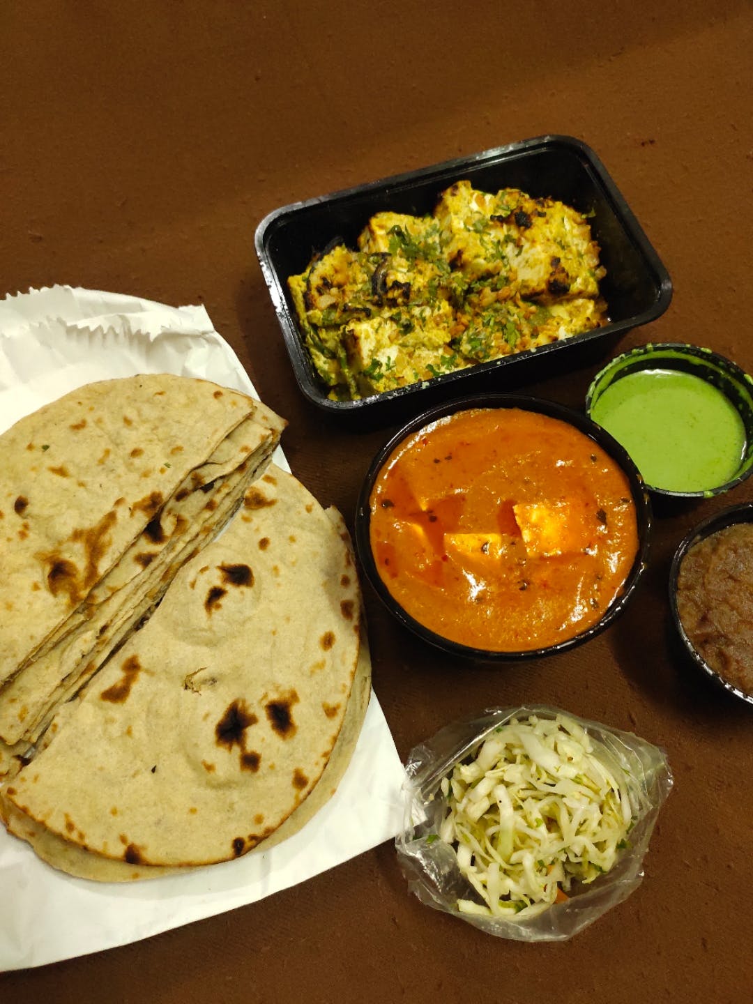 Dish,Food,Cuisine,Naan,Roti,Chapati,Ingredient,Flatbread,Paratha,Punjabi cuisine