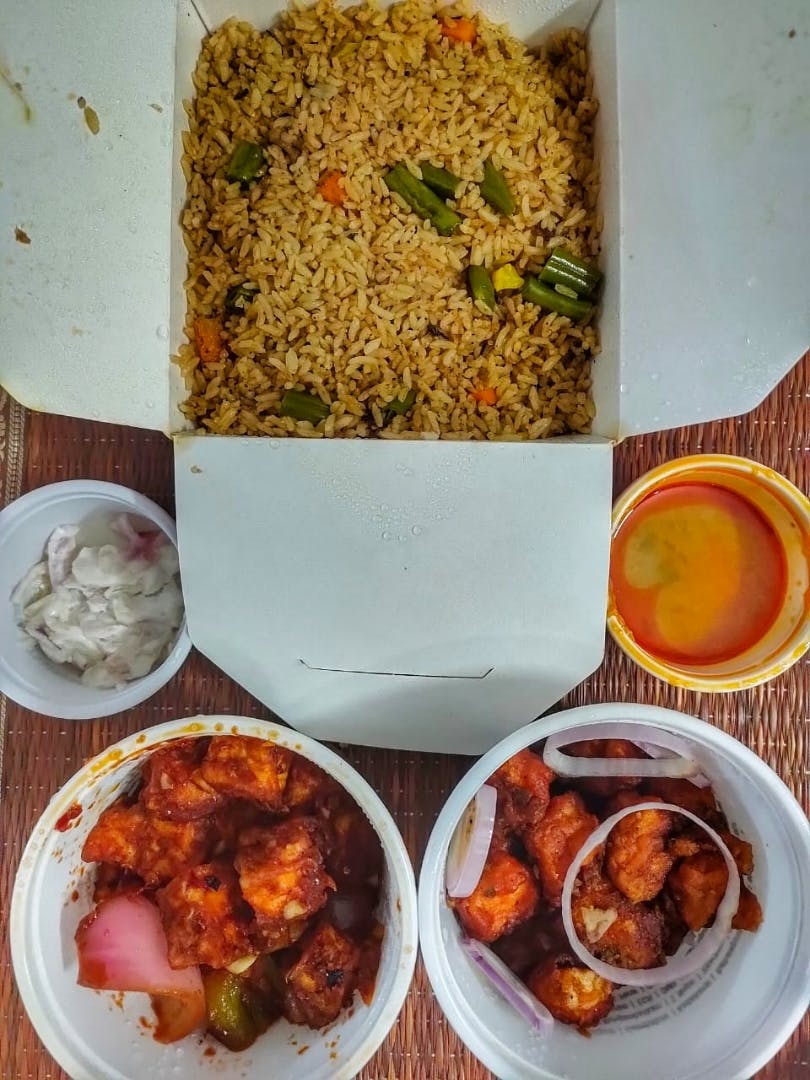 Dish,Food,Cuisine,Ingredient,Steamed rice,Meal,Rice,Lunch,Jollof rice,Biryani