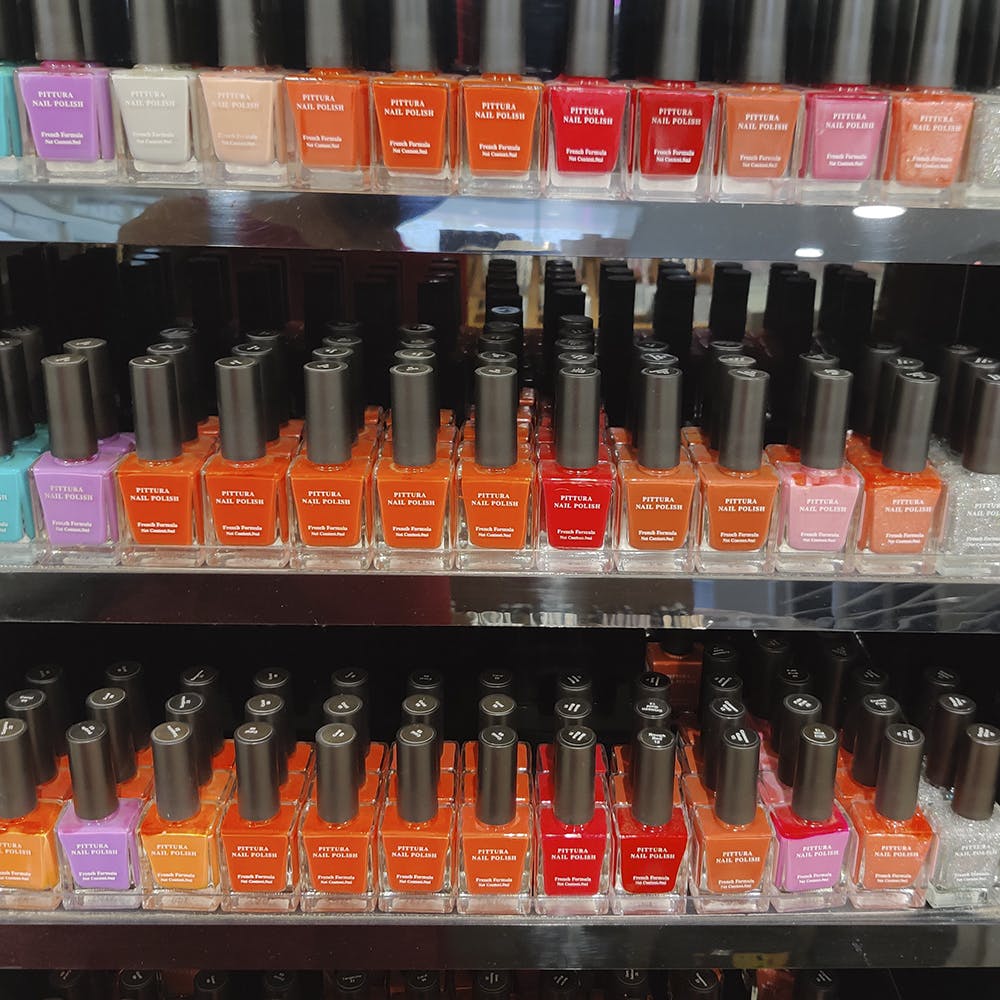 Liquid,Product,Bottle,Orange,Peach,Red,Bottle cap,Pink,Tints and shades,Collection