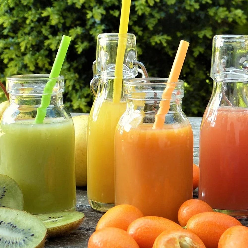 Food,Ingredient,Juice,Drink,Orange,Peach,Tangerine,Mandarin orange,Produce,Drinking straw