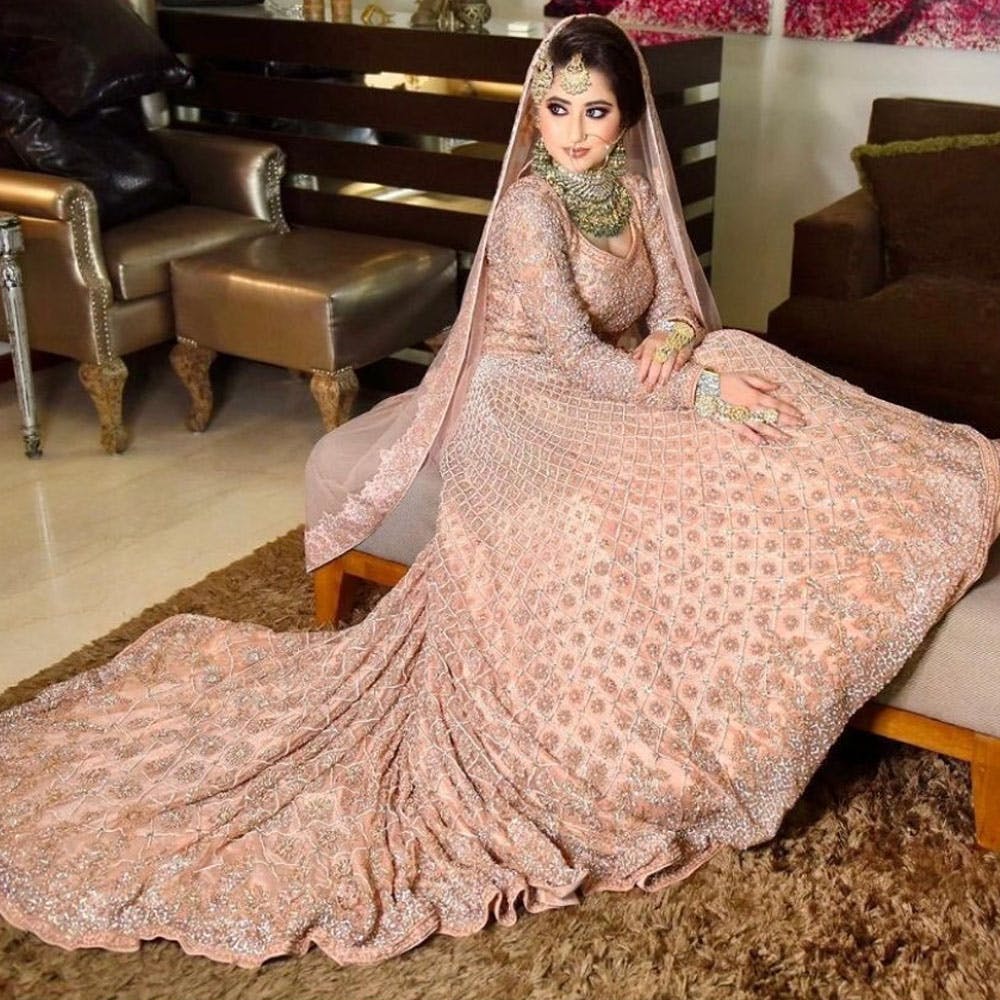 The 10 Best Bridal Lehenga Designers in Chandni Chowk - Weddingwire.in