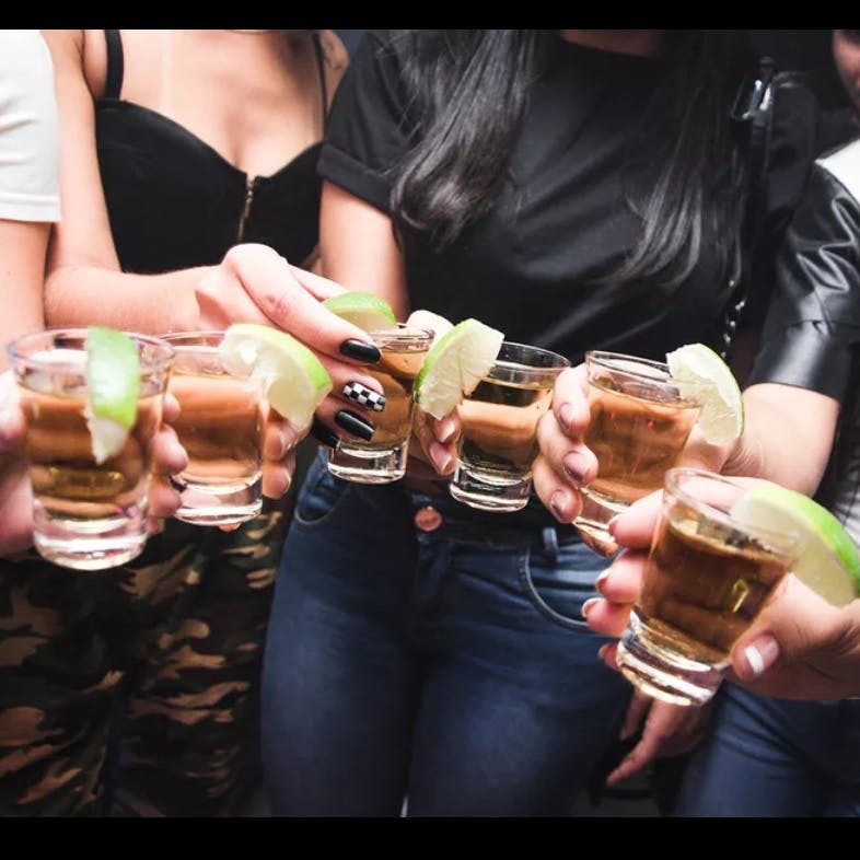 5 Pune Girls Tell Us The Safest Bars For A Good Time With Your Squad