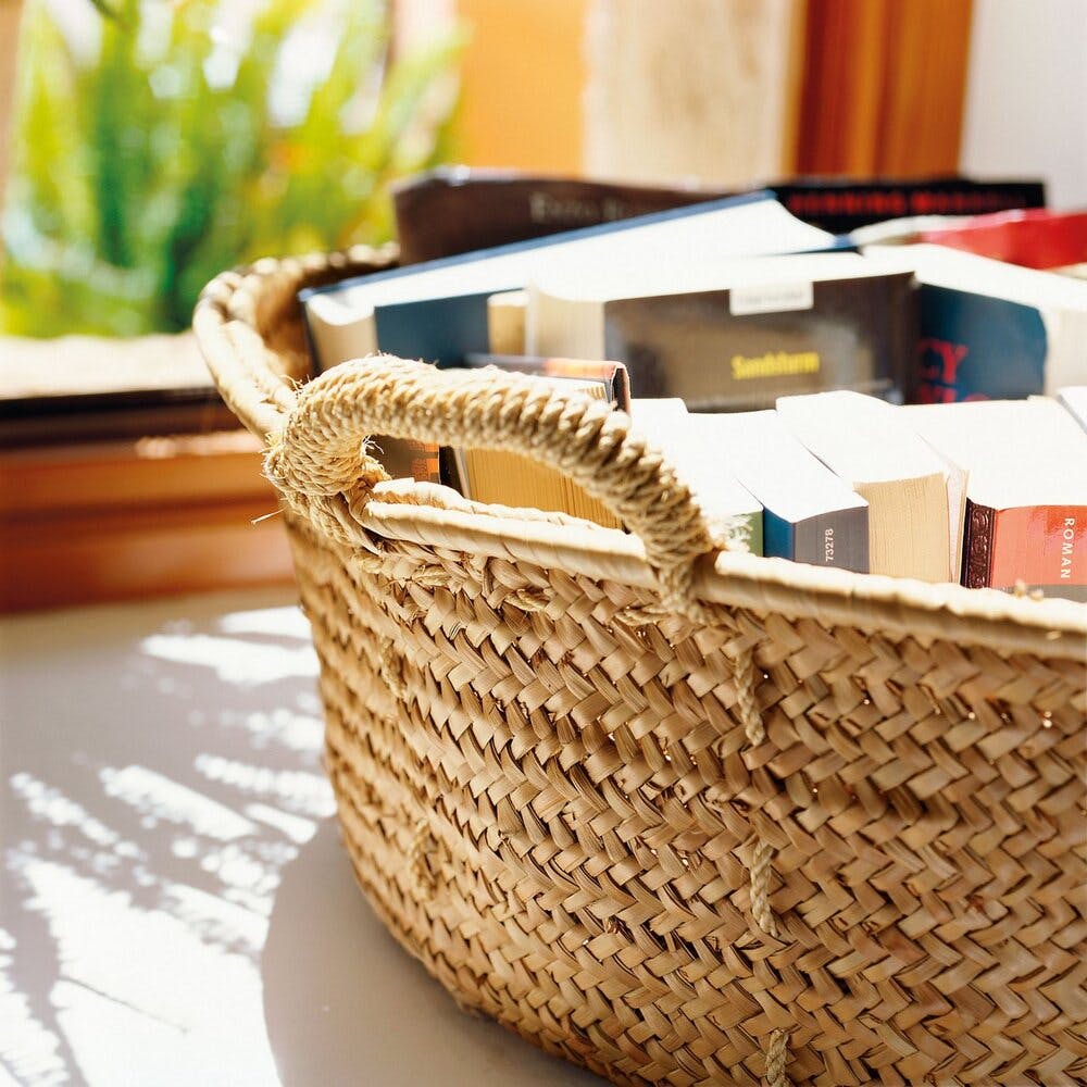 Storage basket,Picnic basket,Plant,Wood,Basket,Rectangle,Bag,Hamper,Wicker,Box