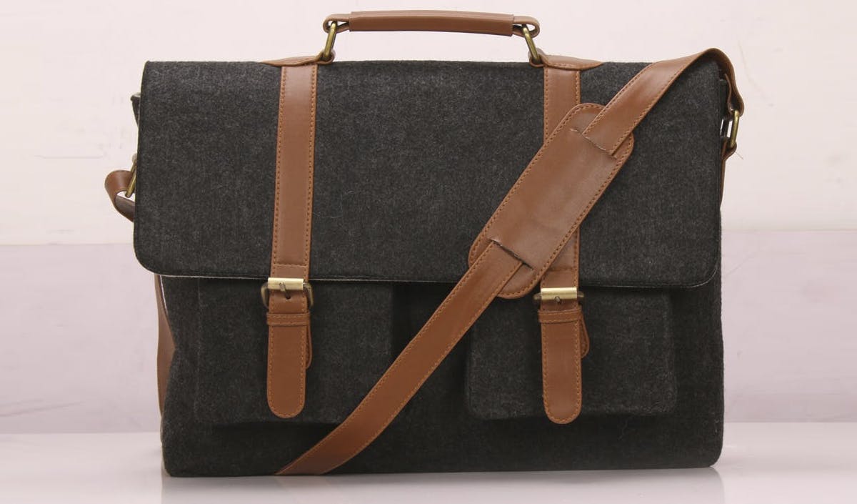 Buy Men's Laptop Bags From These Online Brands | LBB