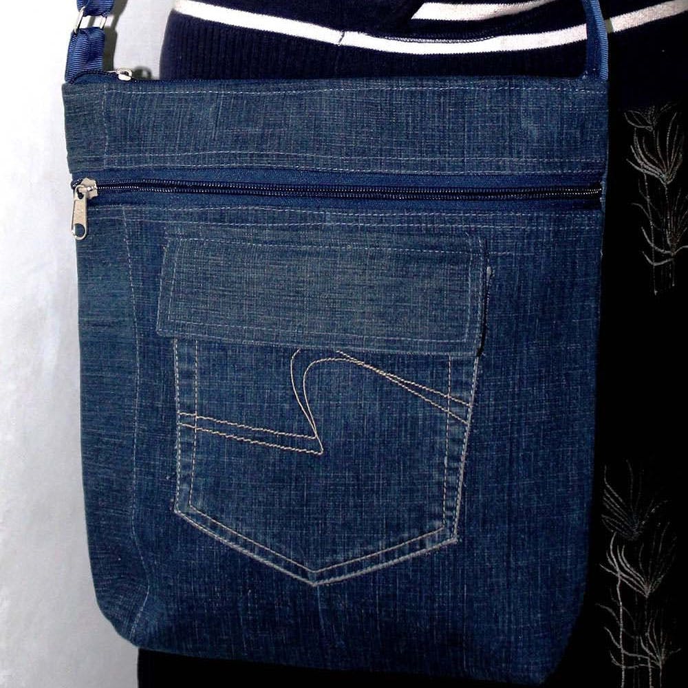 Hobo Denim Bag, Jean Patchwork Shoulder Bag, Casual Handbag of Shabby Jeans  - Etsy | Jean purses, Denim handbags, Denim bag