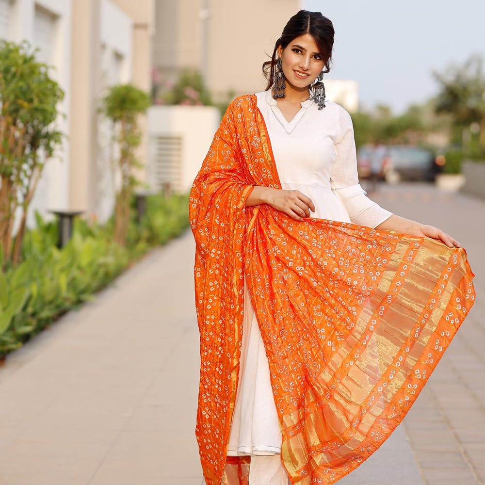 Black dress 2024 with orange dupatta