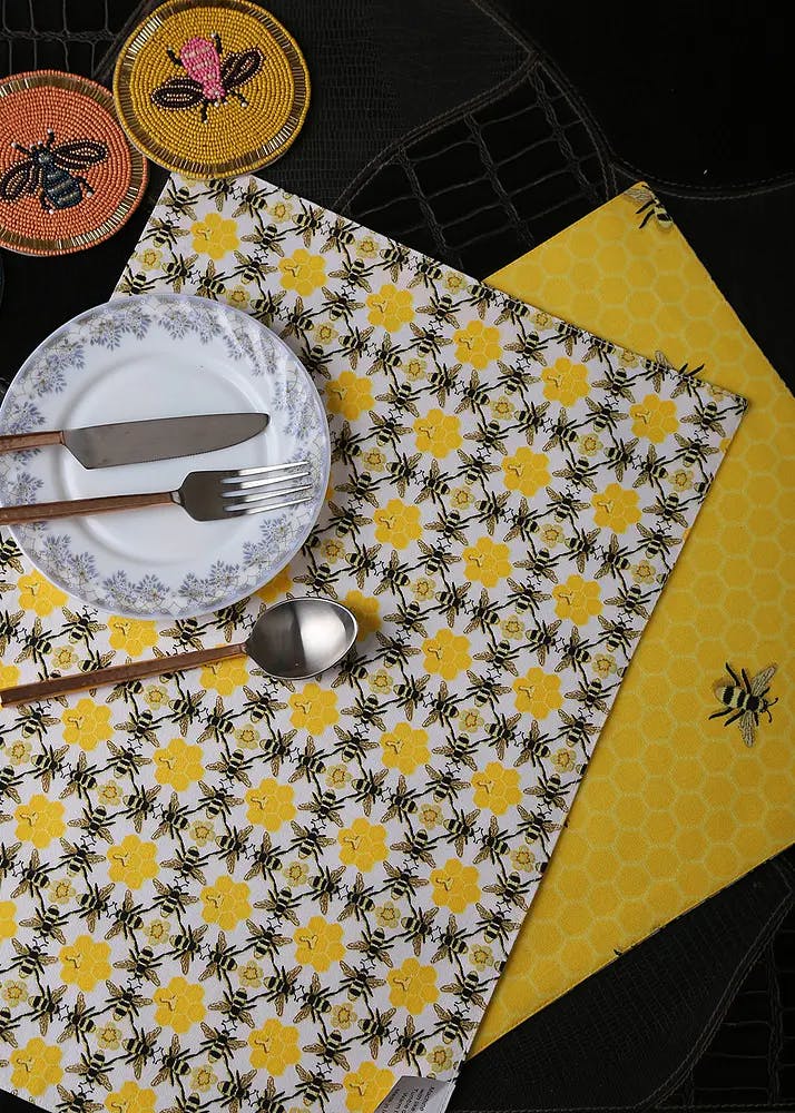 Bee Design Placemats Set Of 2 And Table Napkin Set Of 2 (Total 4 Pcs)