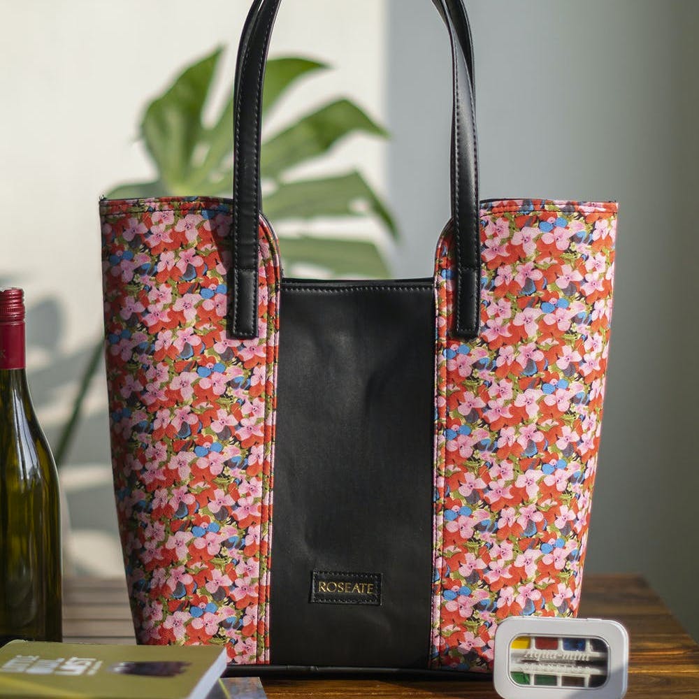 Contrast Center Panel Detail Floral Printed Tote