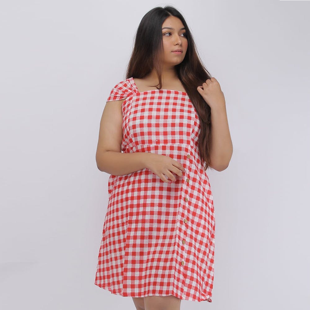 Pleated Short Sleeves Detail Checkered Dress