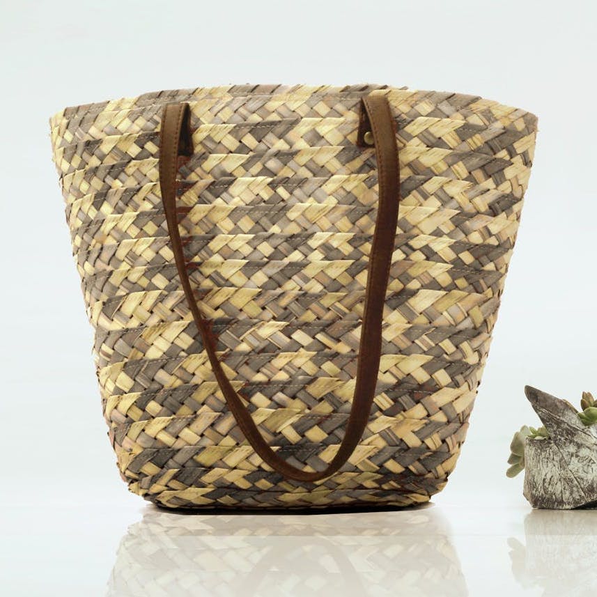 Woven Textured Palm Leaf Bag