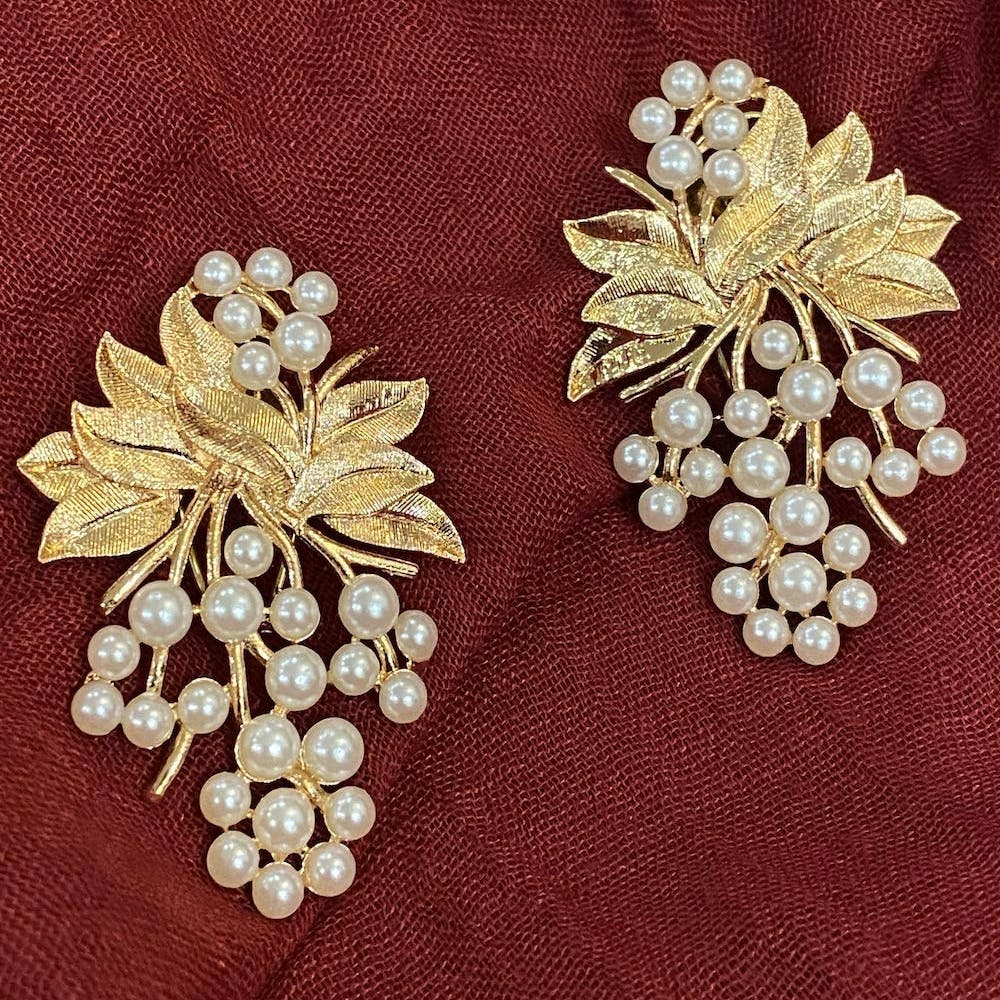 Get Grapevine Bunch Studs Rose Gold at ₹ 1820 | LBB Shop