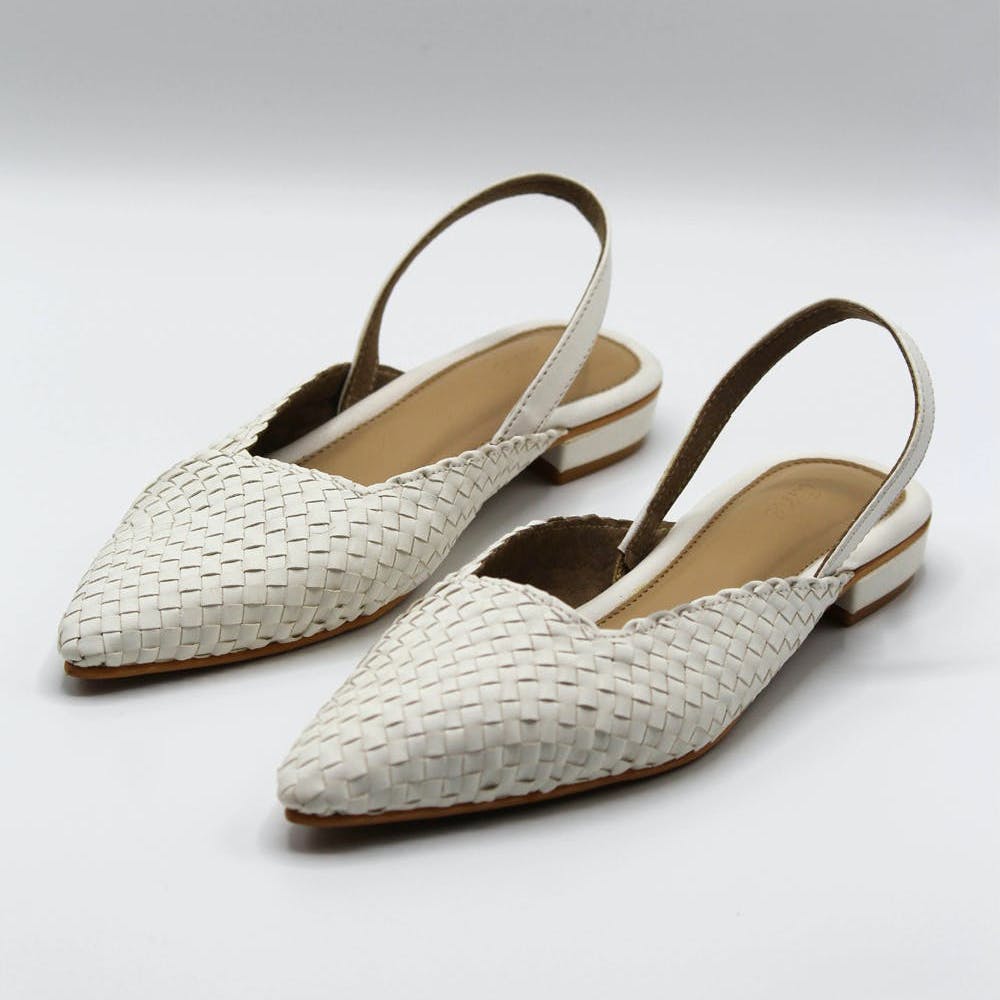 Women Weave Textured Detail Solid Pointed Toe Slingback Mules