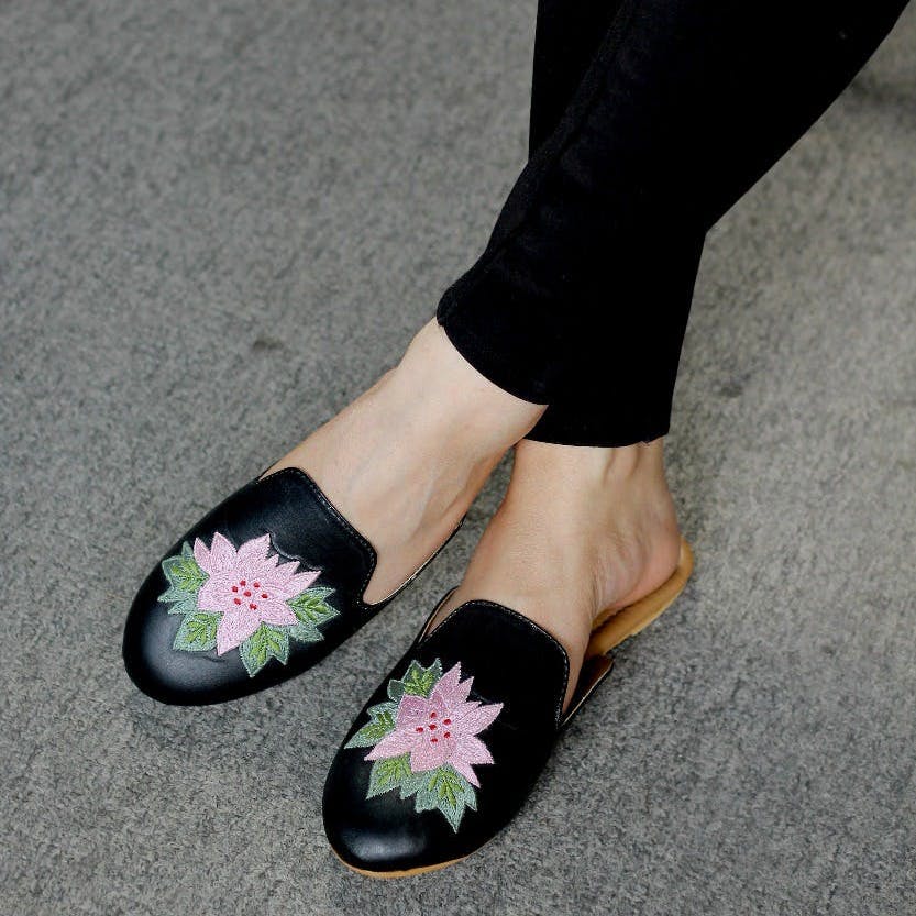 Women Rose Embroidered Mules