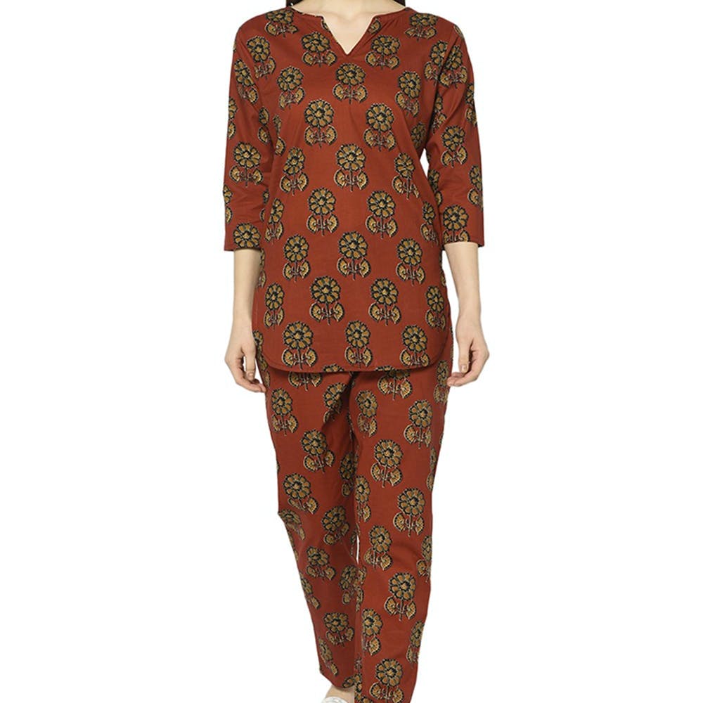 Women Floral Motif Printed Red Co-Ords Set