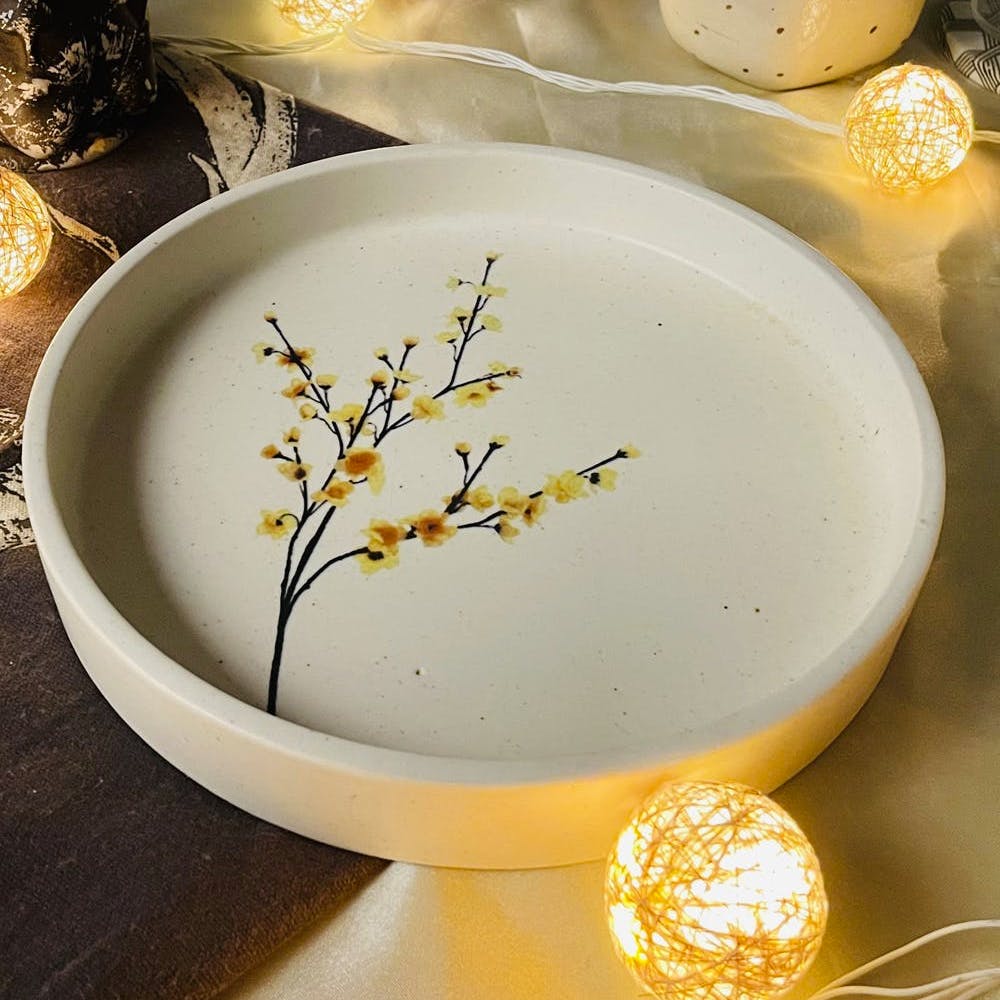 Tableware,Dishware,Drinkware,Plate,Serveware,Cup,Yellow,Porcelain,Plant,Twig