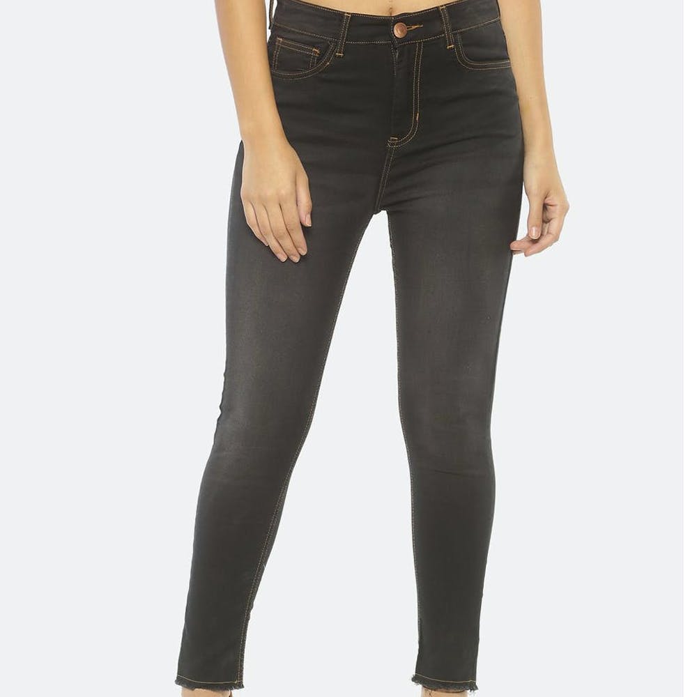 Buy online Women's Plain Slim Fit Jeans from Jeans & jeggings for Women by  Fck-3 for ₹1799 at 40% off | 2024 Limeroad.com