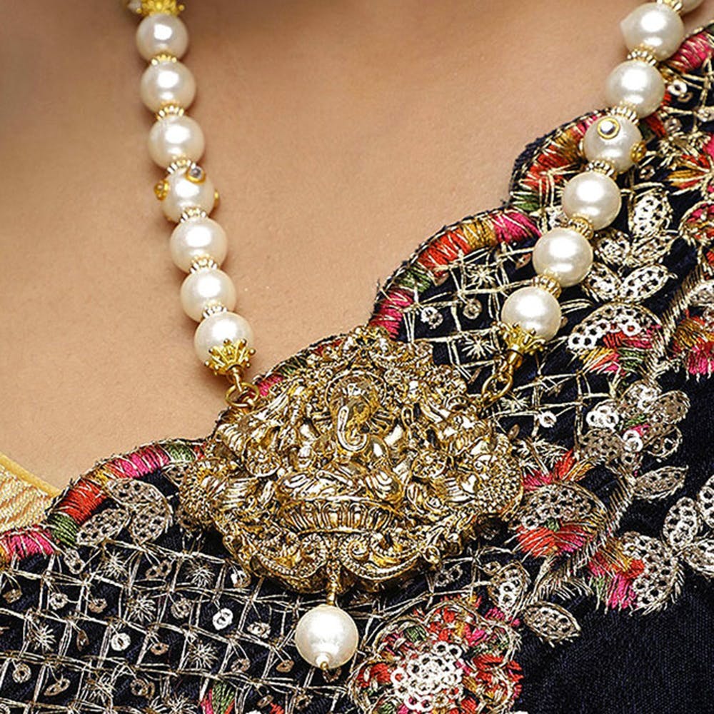 White Pearls Ganesha Neckpiece with Earrings