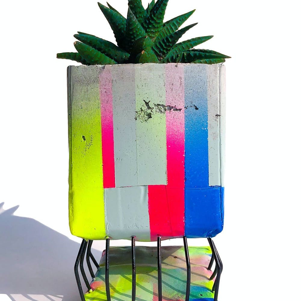 Levels - "Sitting" Planter