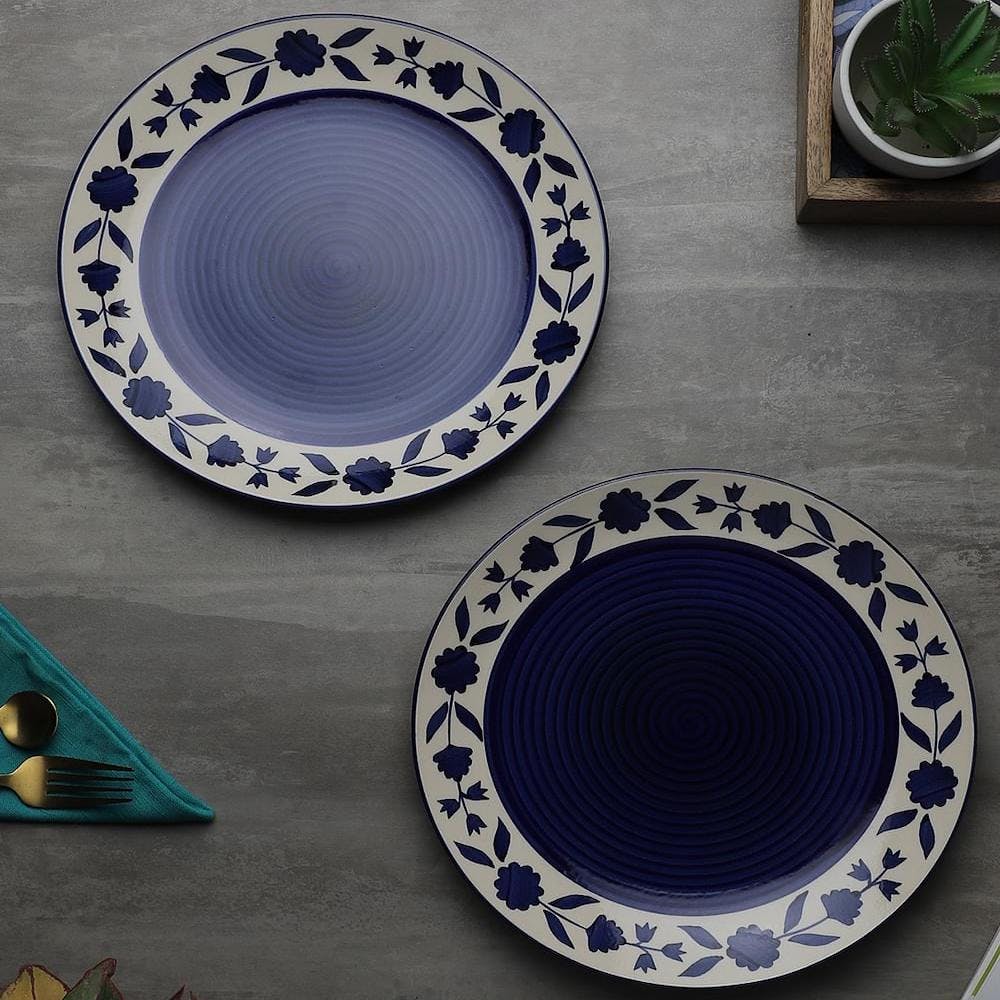Tableware,Dishware,Drinkware,Plate,Blue,Serveware,Cup,Wood,Textile,Blue and white porcelain