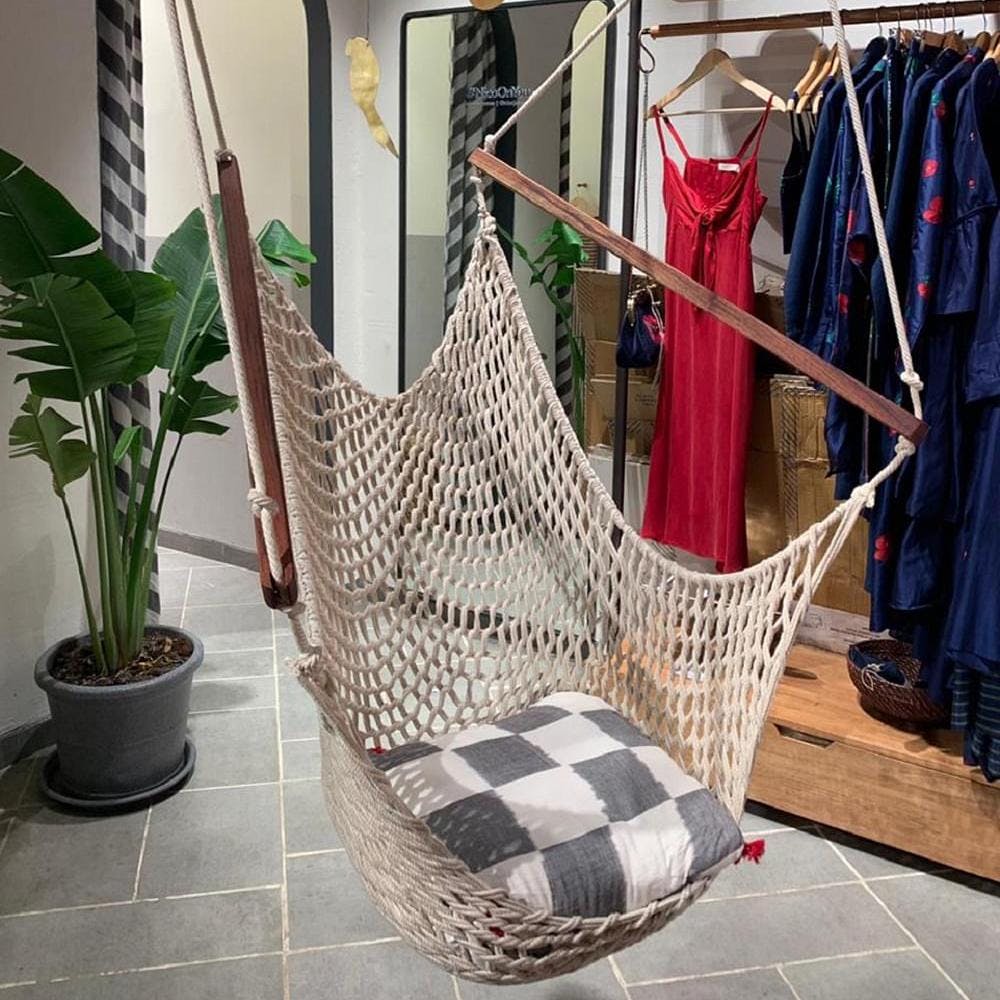 Premium Rope Chair Hammock For Garden Home Indoor Living, Natural 100cm Wide X 150cm Height, Single Adult Use, With Arm Rest And Spreader Bar, Weight Capacity Of 115 Kg