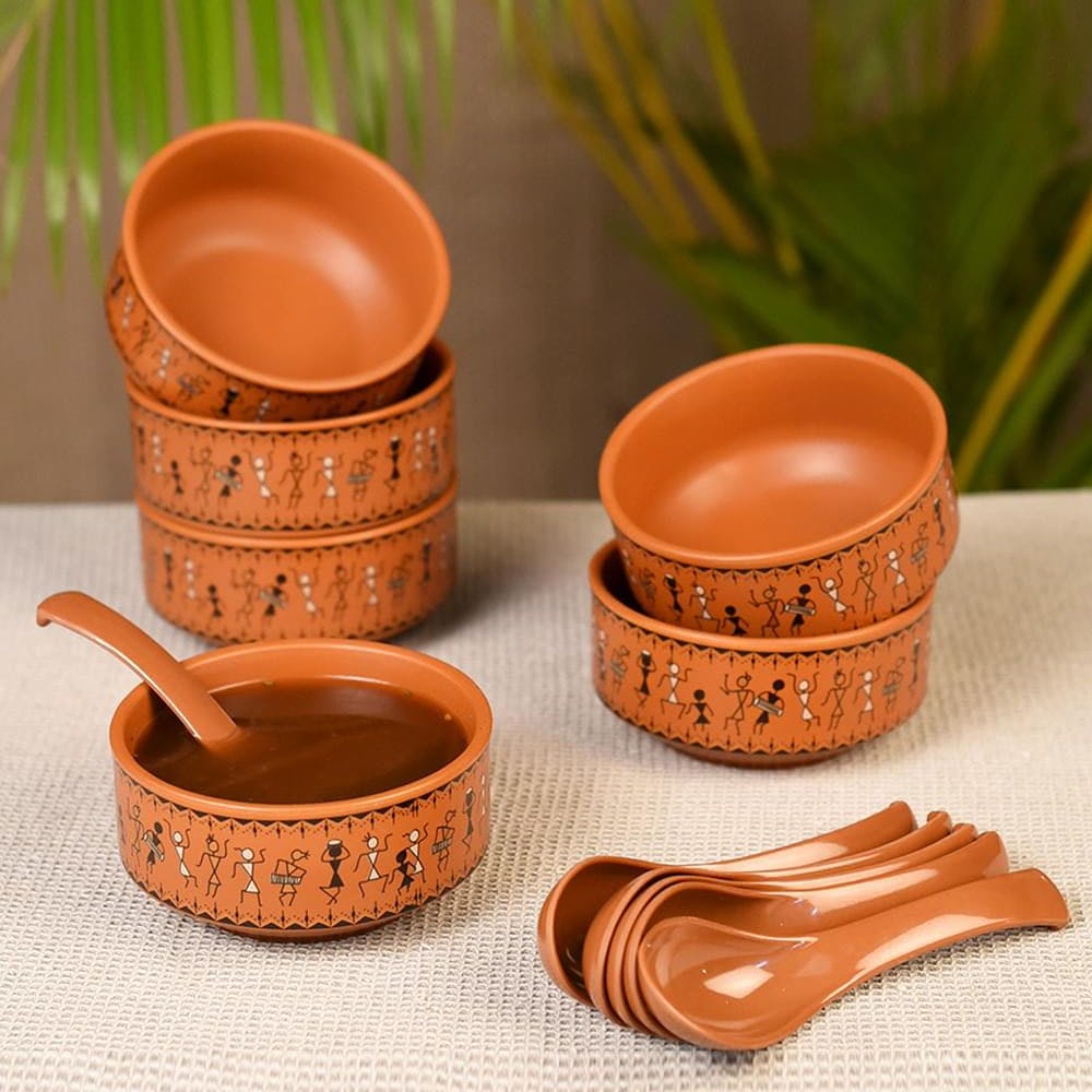 Brown,Tableware,Drinkware,Dishware,Cup,Plant,Table,Serveware,Orange,Coffee cup