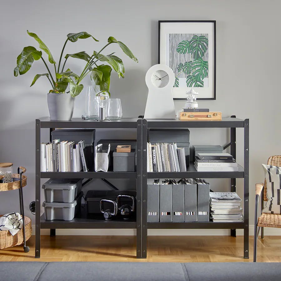 Table,Furniture,Property,Plant,Shelf,Houseplant,Flowerpot,Bookcase,Shelving,Computer desk